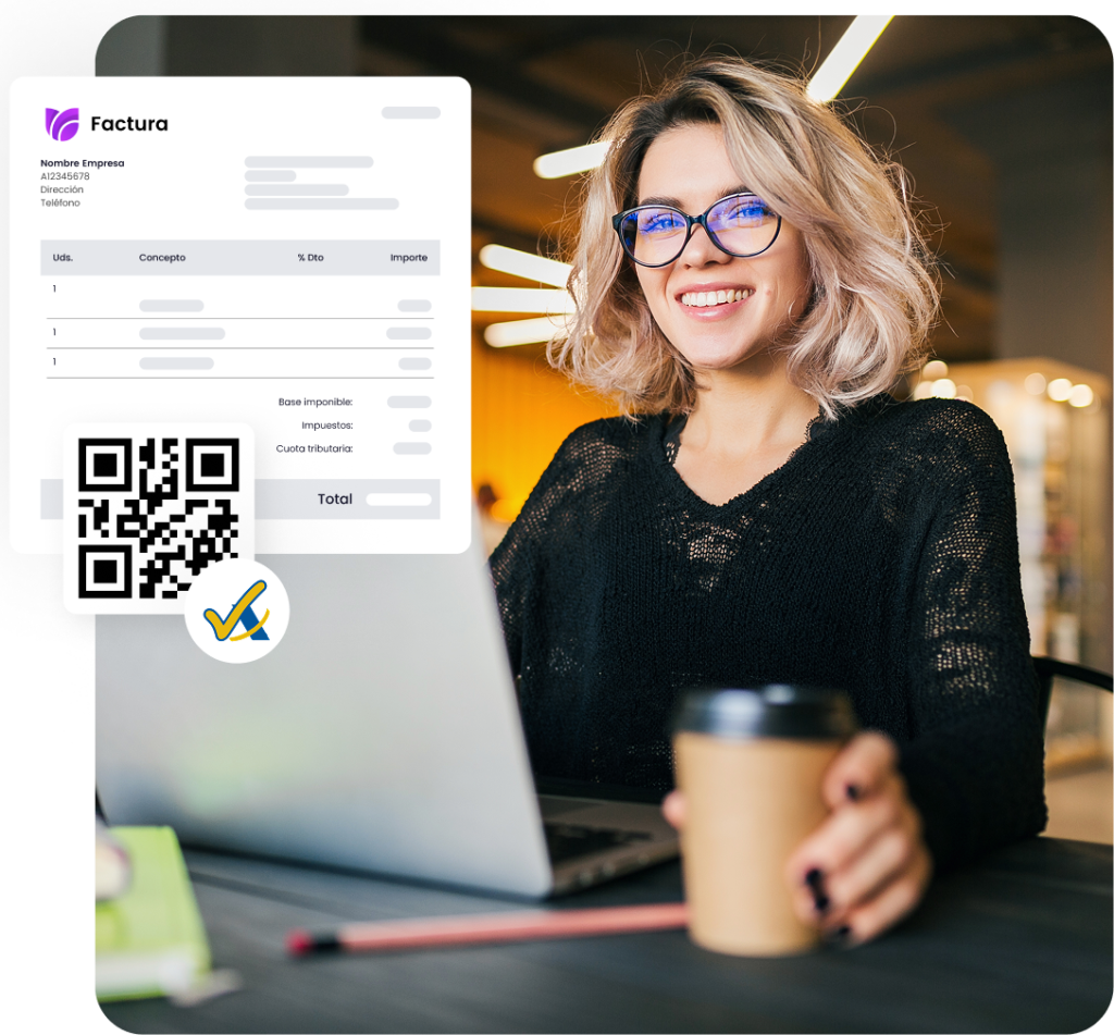 Mujer sonriente con gafas utilizando portátil en cafetería, con factura digital y código QR sobreimpreso.